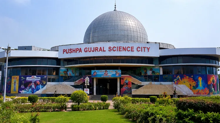 Pushpa Gujral Science City near Jalandhar interactive science museum educational attractions and modern exhibits